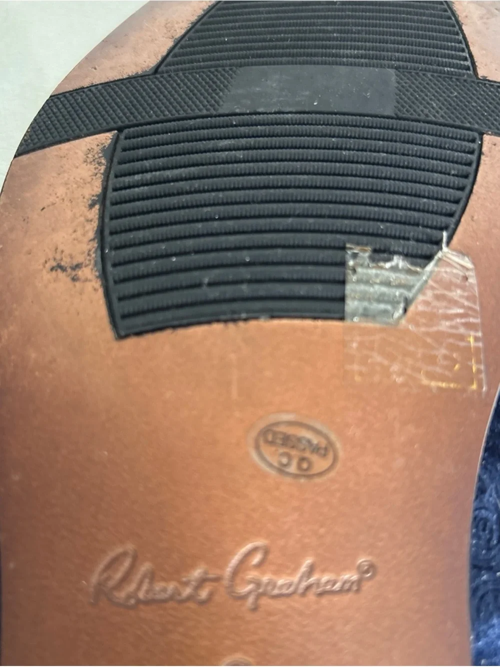 Robert Graham Brown Leather Dress Shoe Sole with Black Rubber Traction